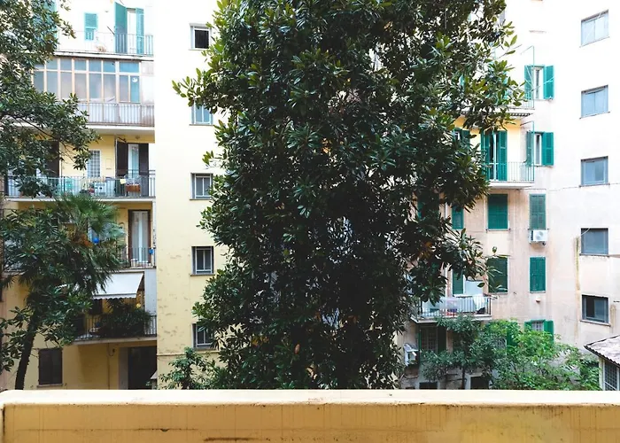 Apartment Arezzo - Metro Bologna Direct To Colosseum, Wifi & Ac *